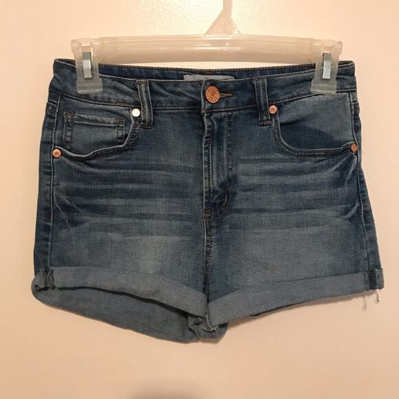Refuge High Rise Denim Cuffed Shorts - Picture 2 of 4